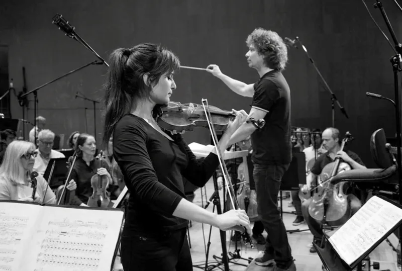 Ava Bahari with Santtu-Matias Rouvali and the Gothenburg Symphony Orchestra